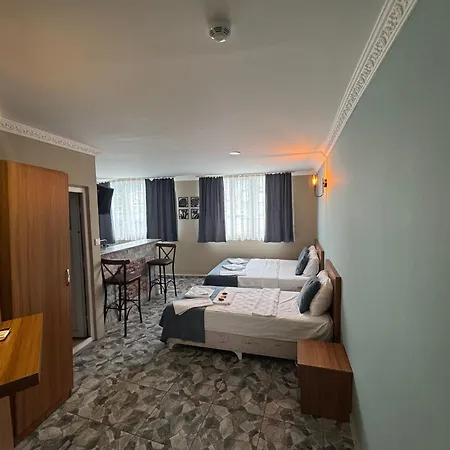 Ersoy Ege Apart-hotel 3*