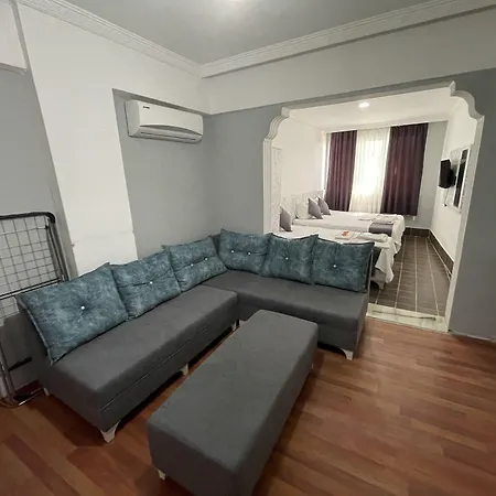 Ersoy Ege Lägenhetshotell